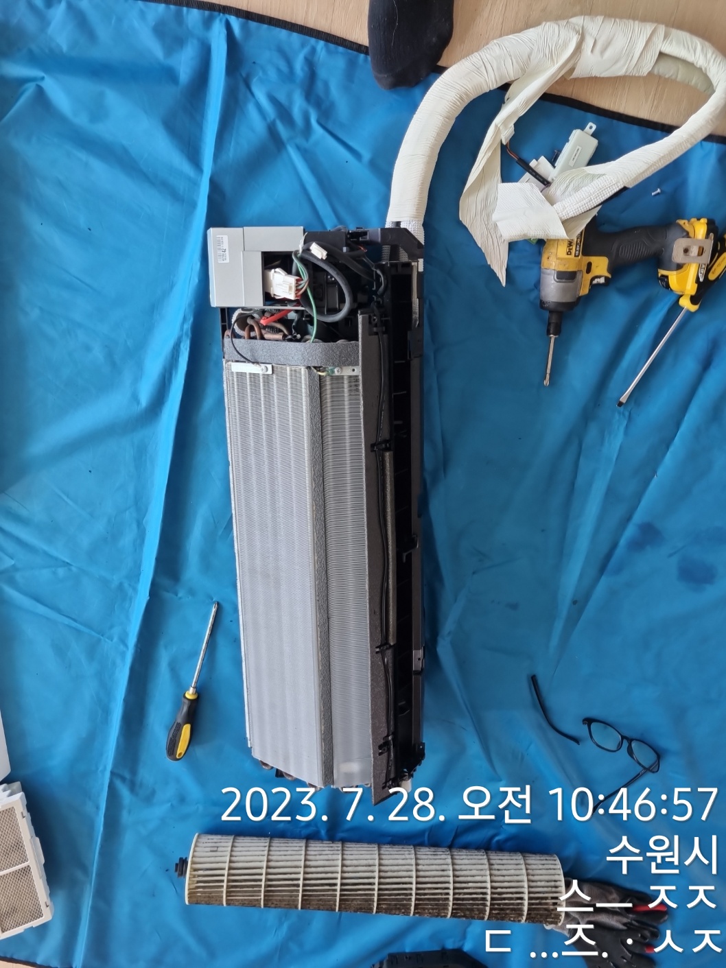 1948697120_aUwyXqZx_5bbe92c5e82d6175d69706b7ec082346e8e67a6f.jpg 이미지크게보기